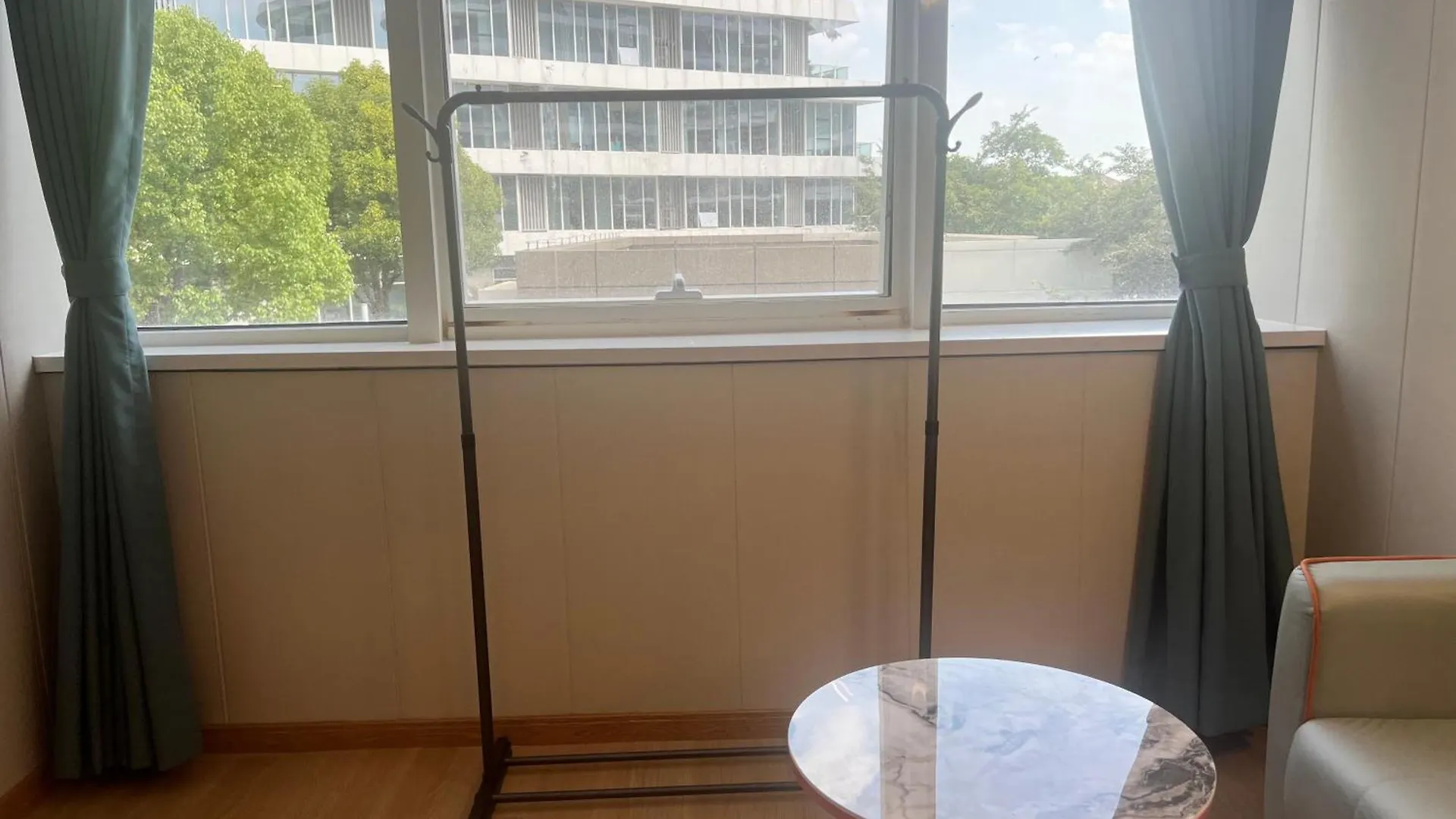 Zizaiju Serviced Apartment Shanghai 0*,